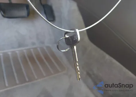 2000 Toyota Camry Ce из США, поврежденный, VIN 4T1BG22K7YU713637